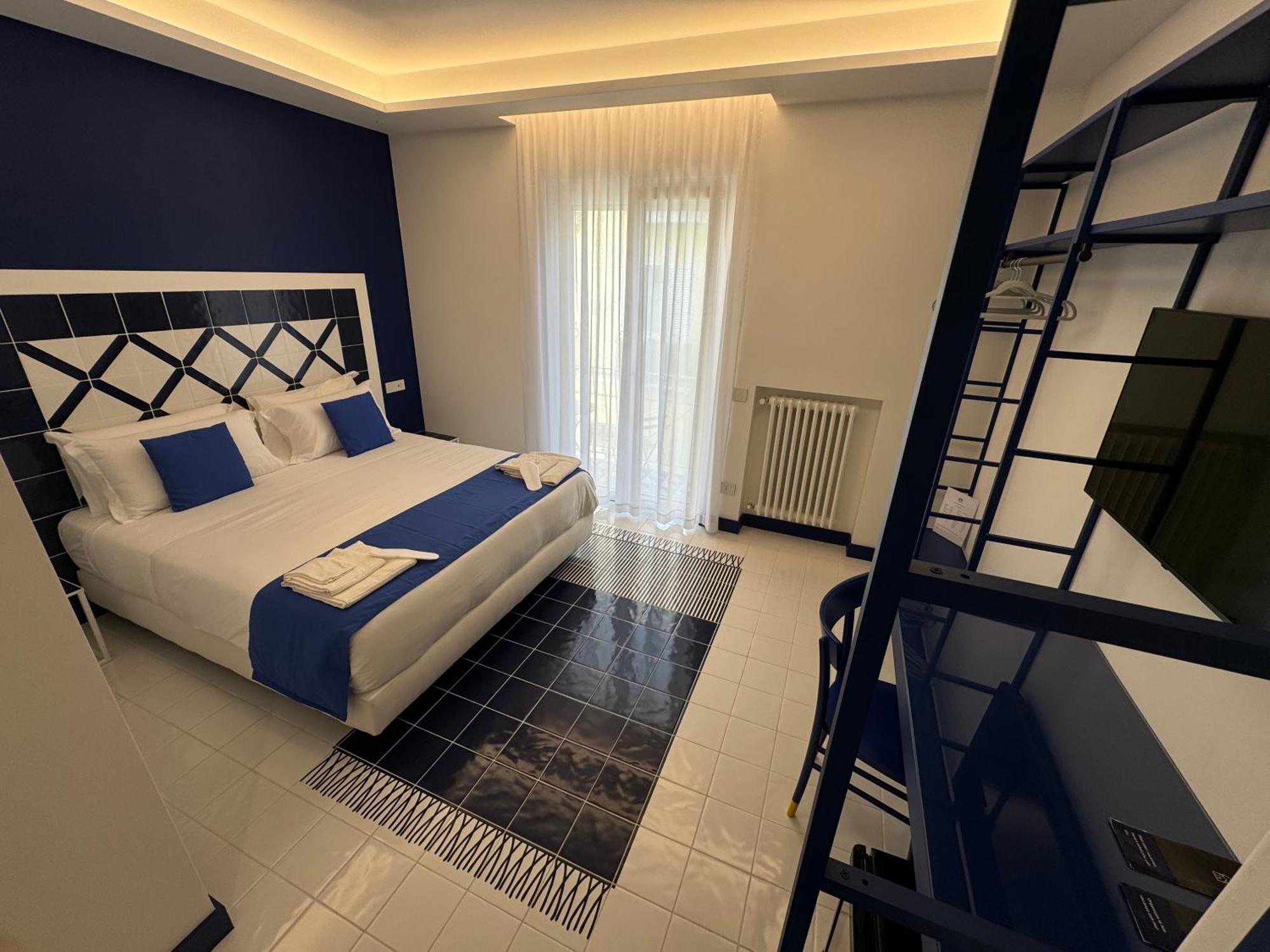 Casa Di Napoli - Sorrento Bed & Breakfast エクステリア 写真