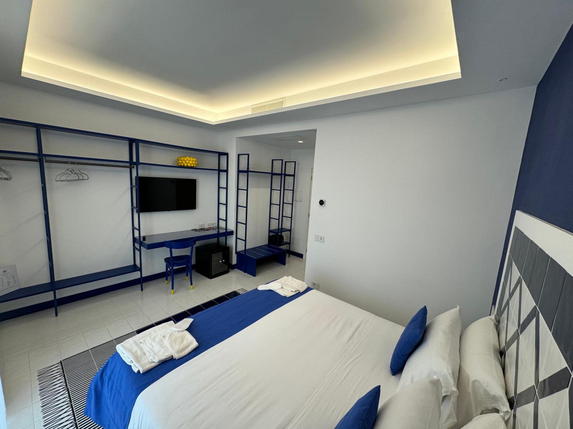 Casa Di Napoli - Sorrento Bed & Breakfast エクステリア 写真