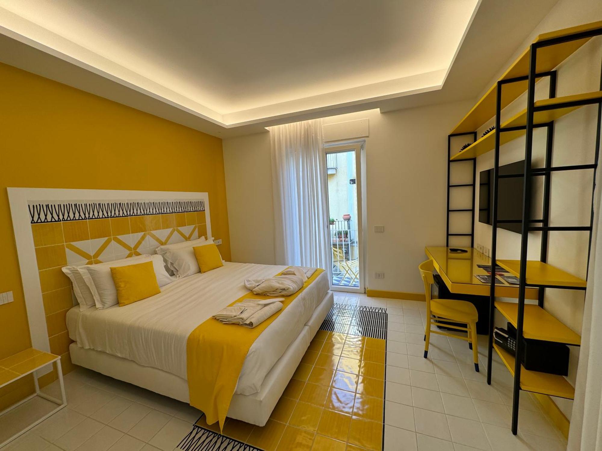 Casa Di Napoli - Sorrento Bed & Breakfast エクステリア 写真
