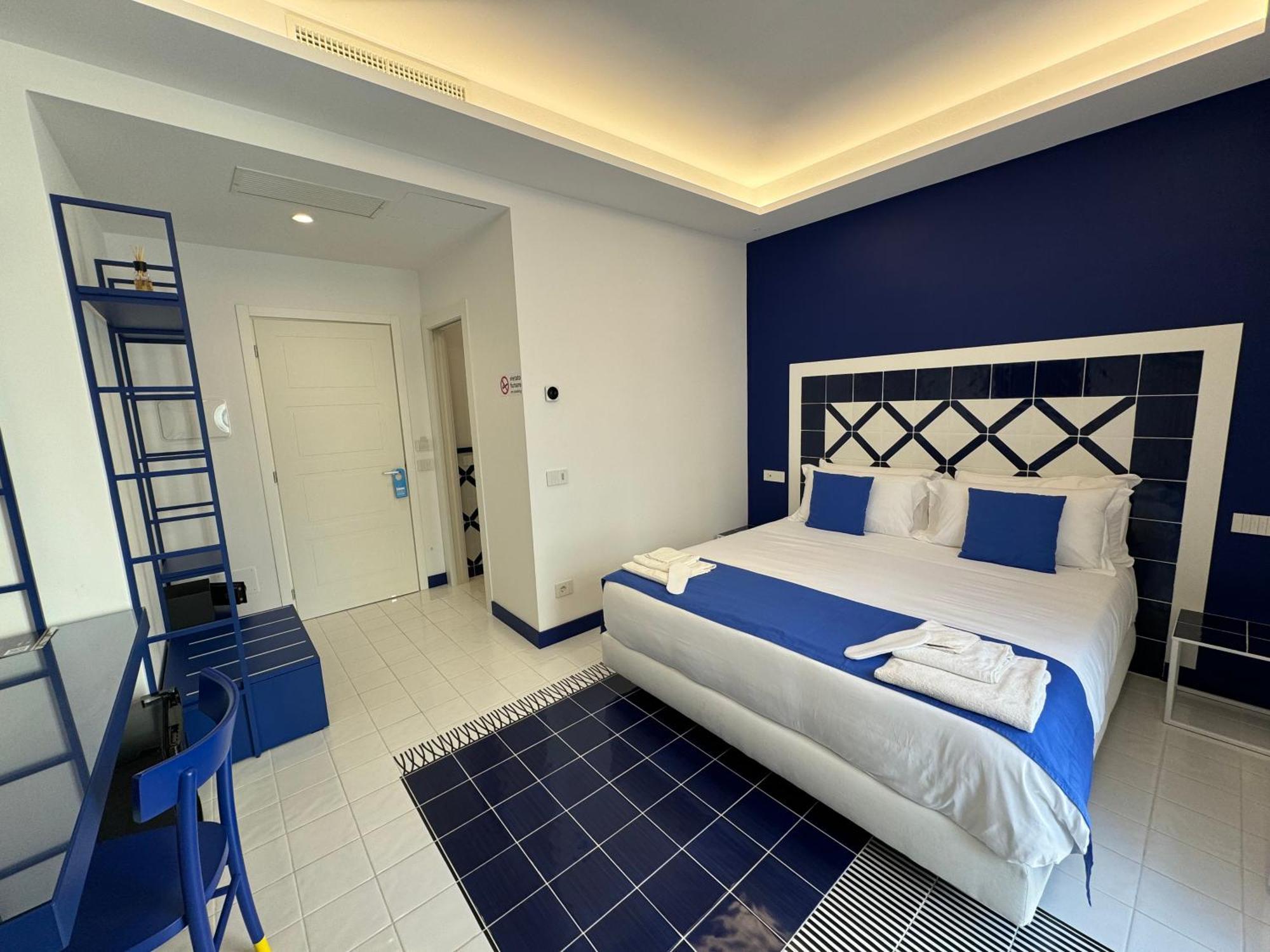 Casa Di Napoli - Sorrento Bed & Breakfast エクステリア 写真