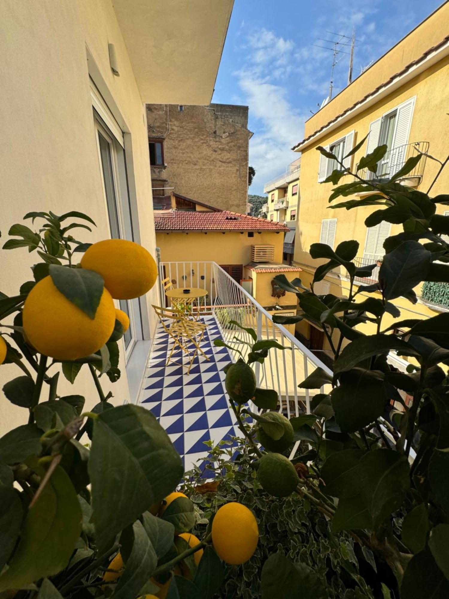Casa Di Napoli - Sorrento Bed & Breakfast エクステリア 写真