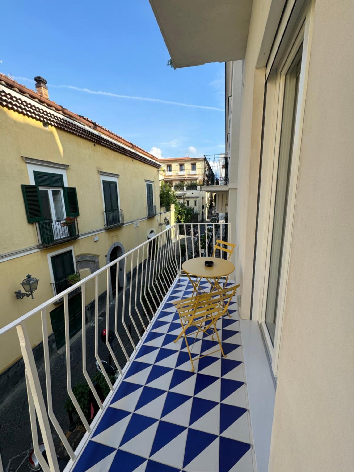 Casa Di Napoli - Sorrento Bed & Breakfast エクステリア 写真